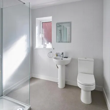 Host & - White Rose Holiday home